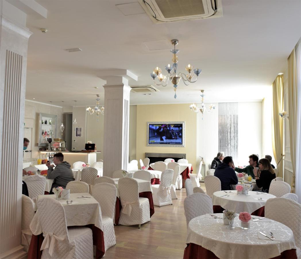 Amsterdam Suite Hotel & Spa Ріміні Екстер'єр фото
